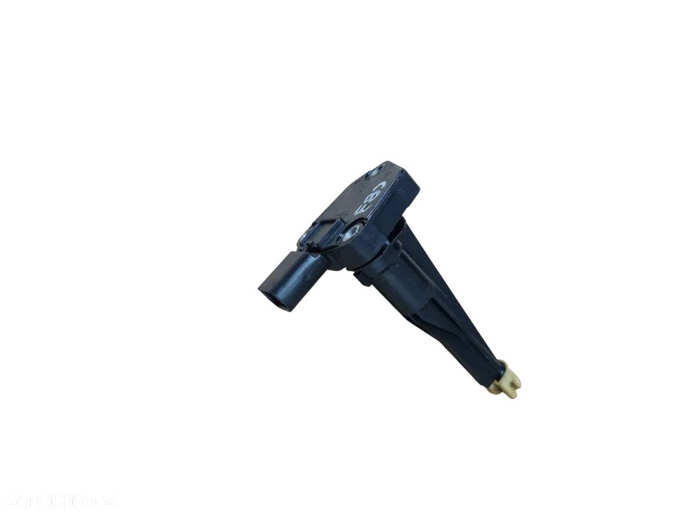 C83  8638755 CZUJNIK POZIOMU OLEJU BMW B57 B5730D