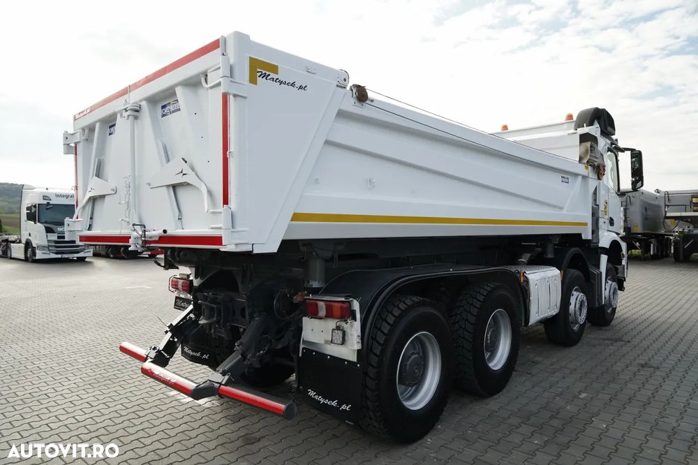 Mercedes-Benz AROCS 3243 / 8x4 / BASCUNĂ BIDIRECȚIONALĂ / BASCUNĂ HIDRODOXY / BORDMATIC / BASCUNĂ HIDRODOXY / ANVELOPE 100% / 2016 / - 12