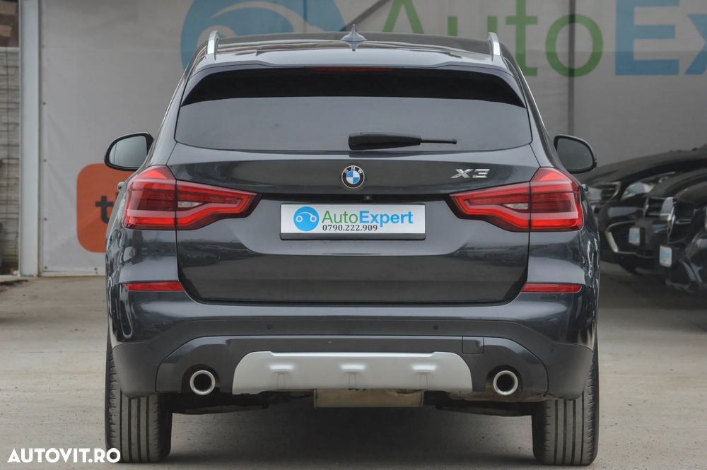 BMW X3 xDrive20d AT xLine - 12