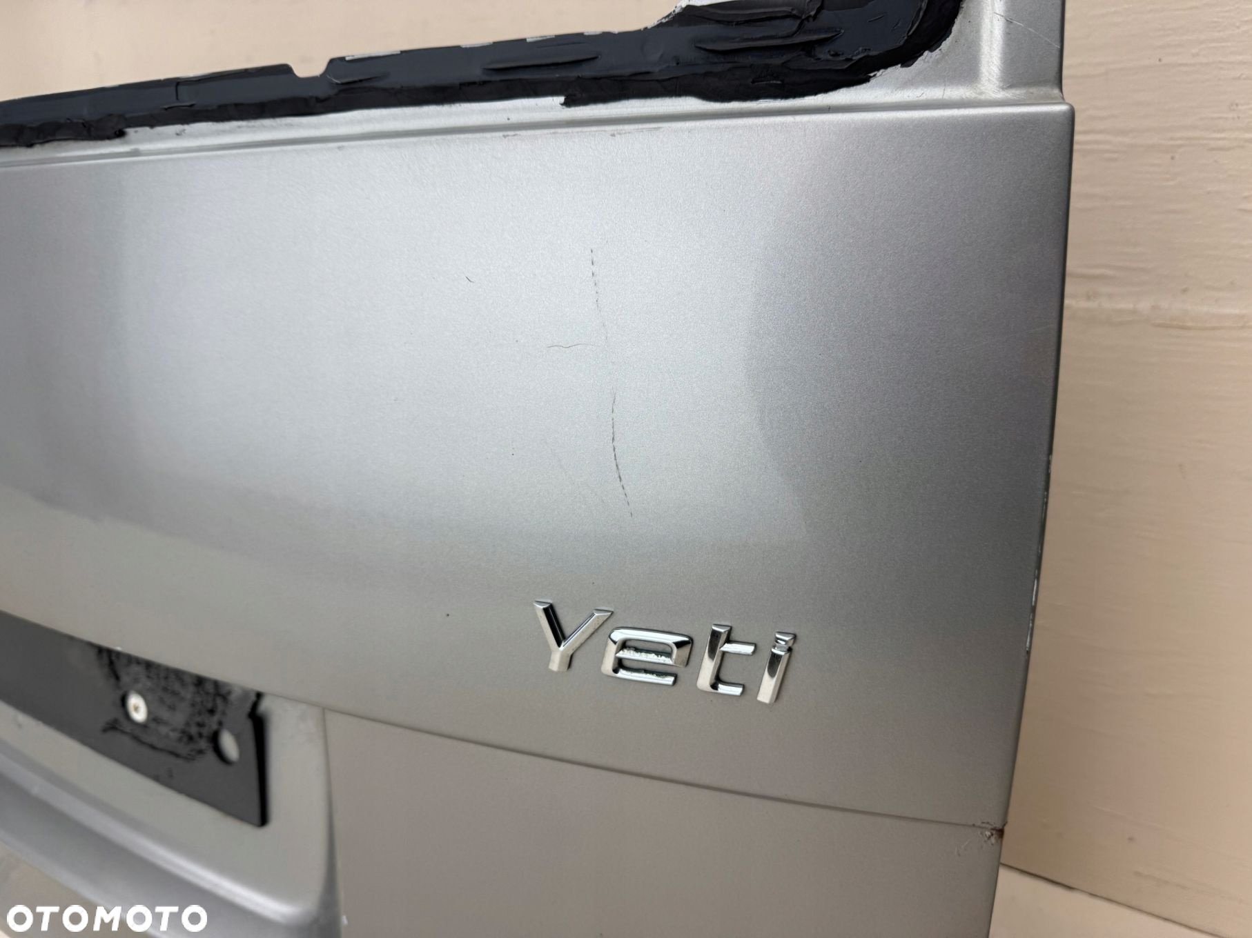 SKODA YETI 09-12R KLAPA POKRYWA BAGAŻNIKA TYŁ TYLNA 5L6827159 - 6