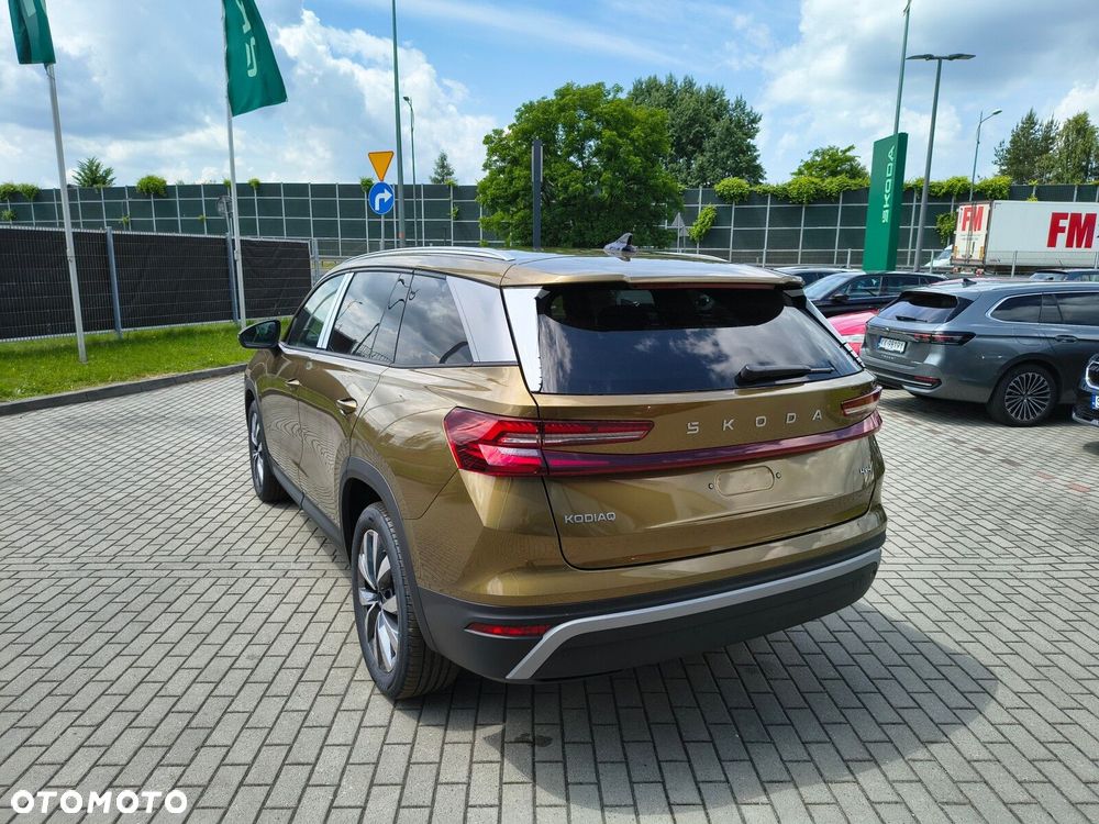 Skoda Kodiaq 2.0 TSI 4x4 Drive DSG - 6