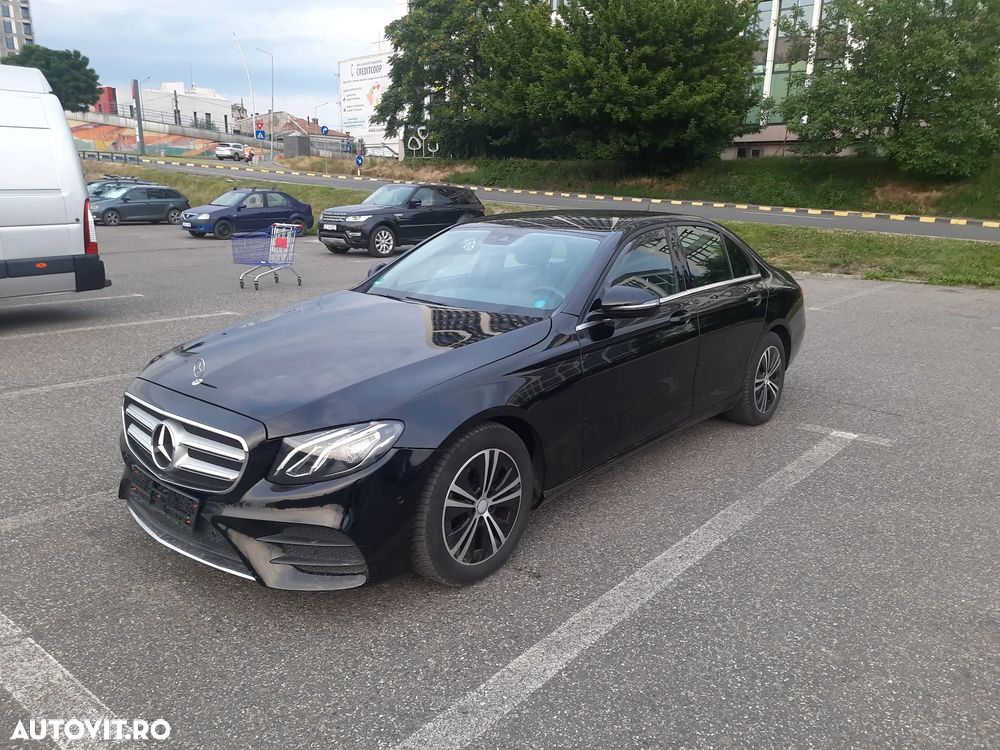 Mercedes-Benz E - 17