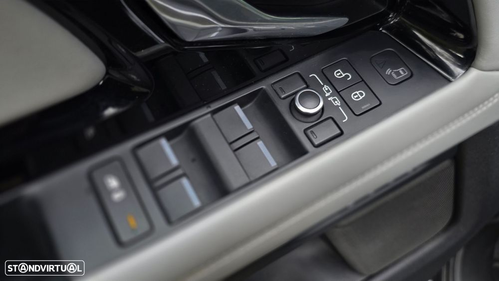 Land Rover Range Rover Evoque D180 R-Dynamic HSE - 25