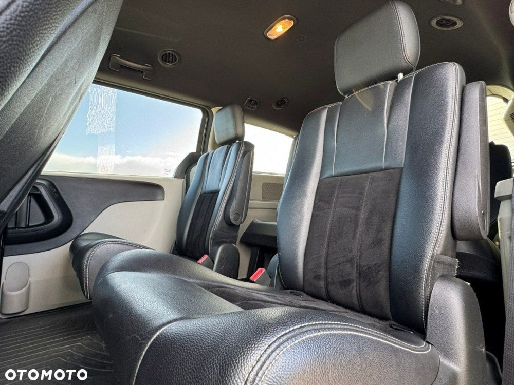 Dodge Grand Caravan 3.6 R/T - 18