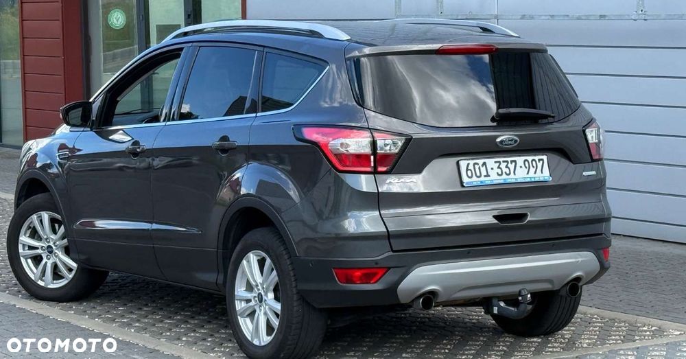 Ford Kuga - 8