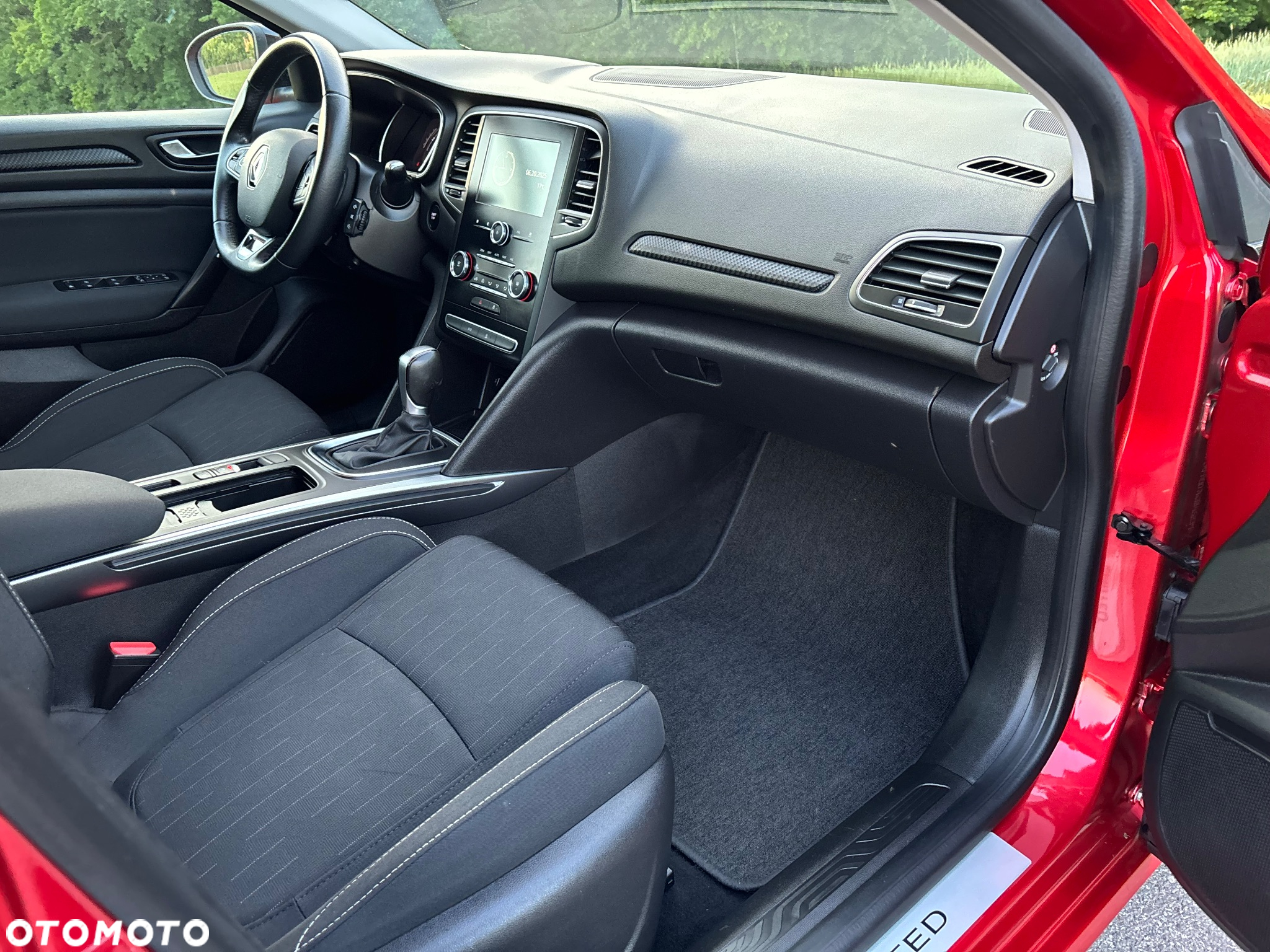 Renault Megane 1.3 TCe FAP Limited EDC - 31