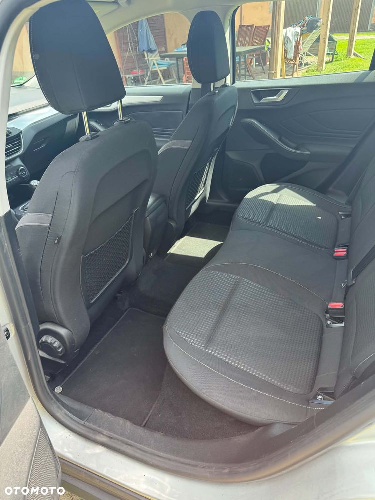 Ford Focus 2.0 EcoBlue Titanium Business - 8