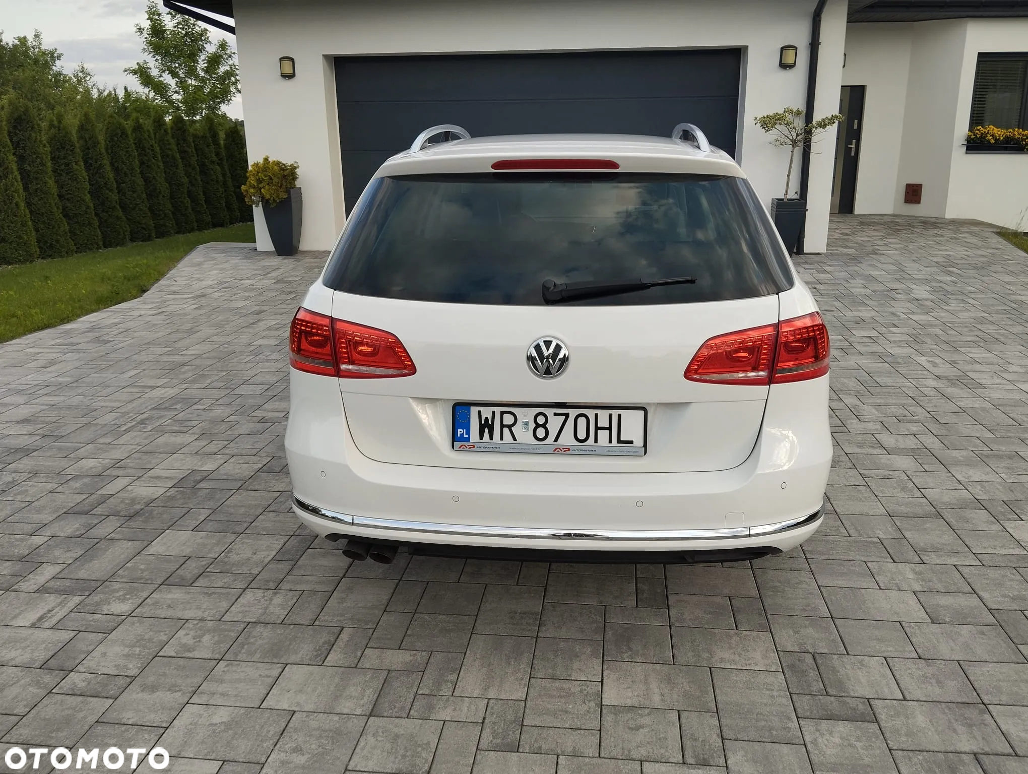 Volkswagen Passat Variant 2.0 TDI 4Motion BlueMotion Technol Business Edition - 12