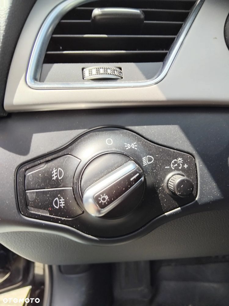 Audi A4 Avant 2.0 TDI DPF multitronic Ambiente - 13