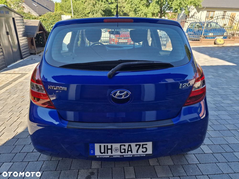 Hyundai i20 1.4 Comfort EU5 - 8