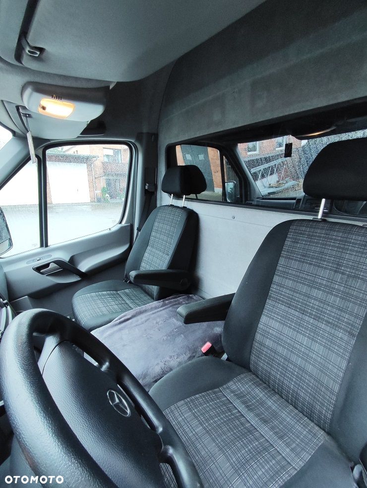 Mercedes-Benz Sprinter - 7