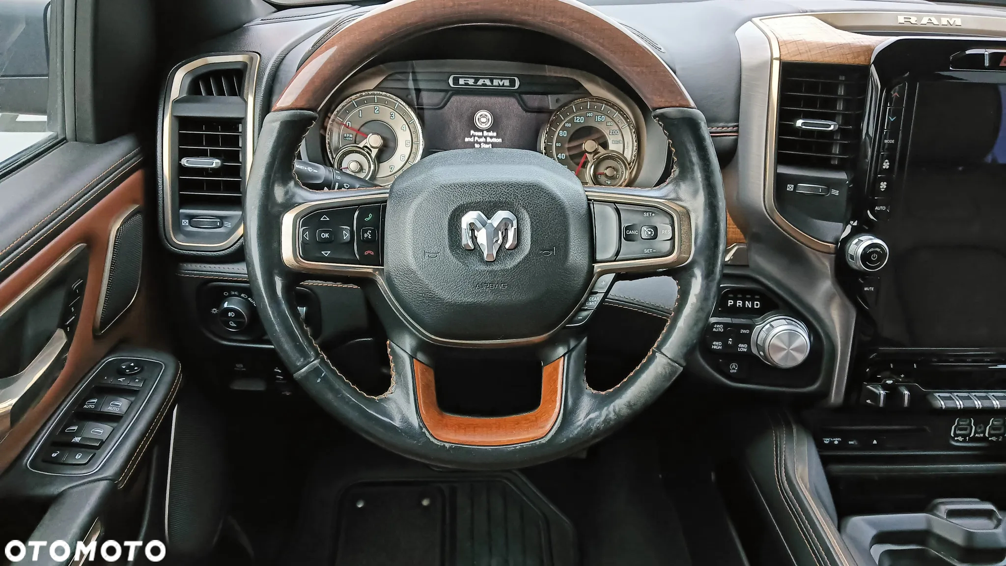 Dodge RAM 1500 5.7 4x4 - 20