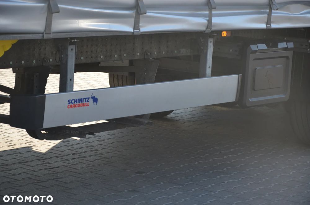 Schmitz Cargobull VARIOS / 2 POZIOMY JAZDY / OŚ PODNOSZONA / DACH POD. /  CODE XL / OCYNK 3671 - 5