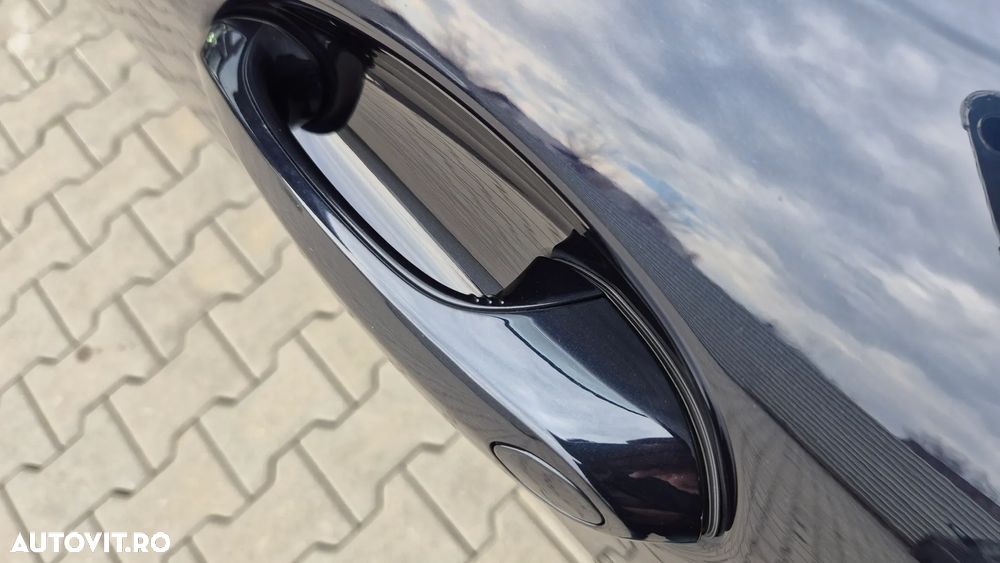 BMW Seria 8 840d xDrive AT MHEV - 30