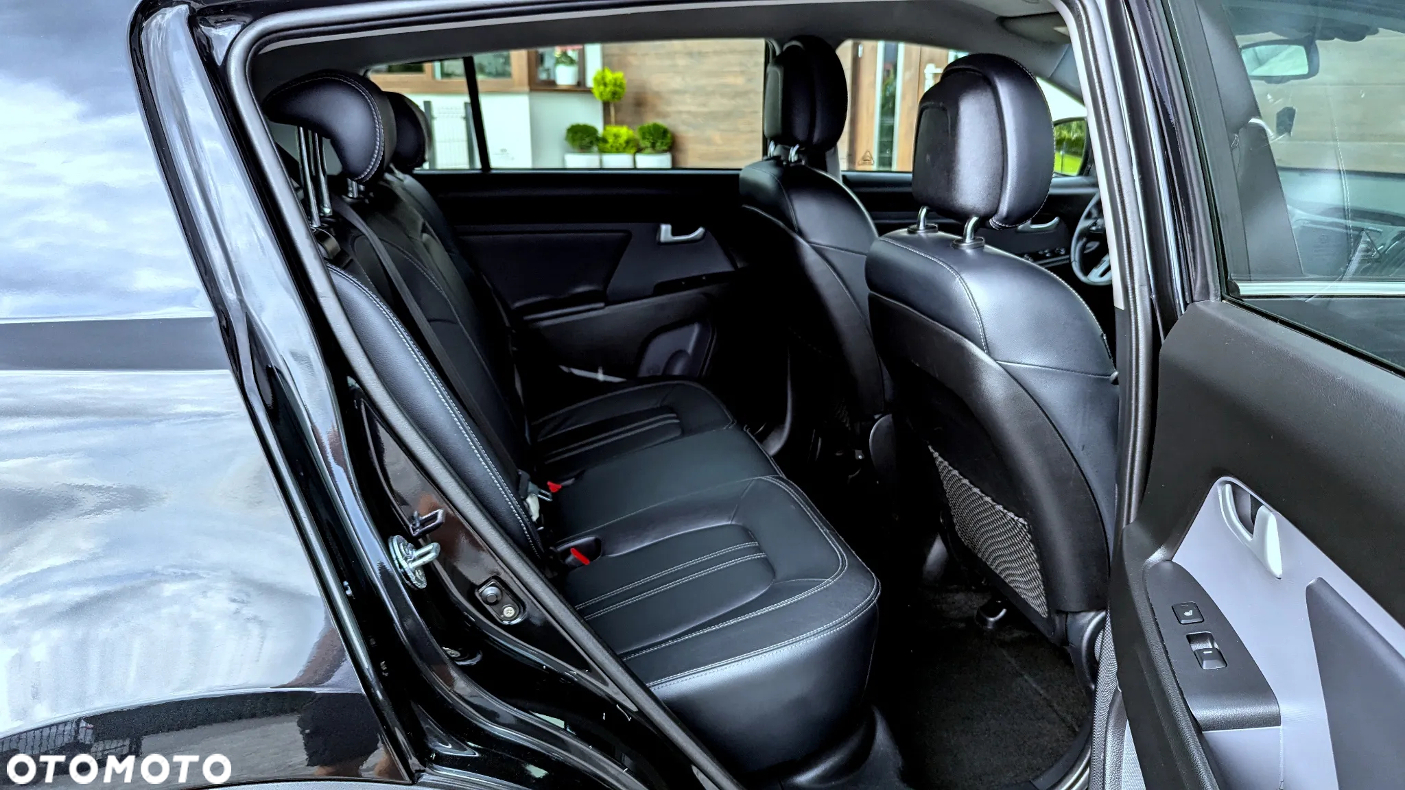 Kia Sportage 2.0 L 2WD - 10