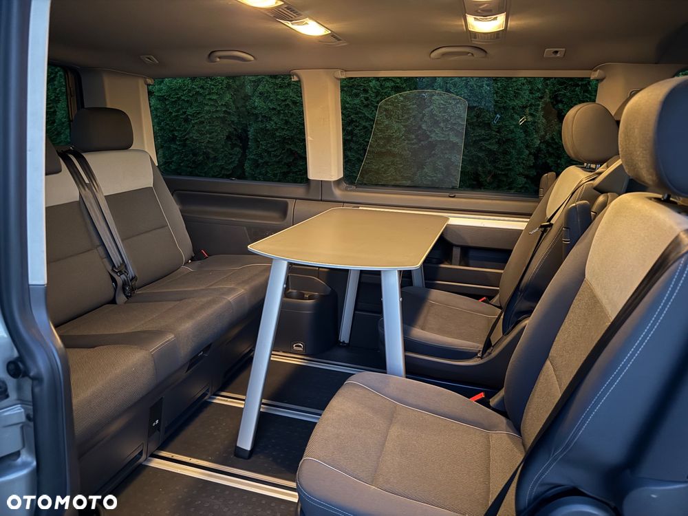 Volkswagen Multivan - 6