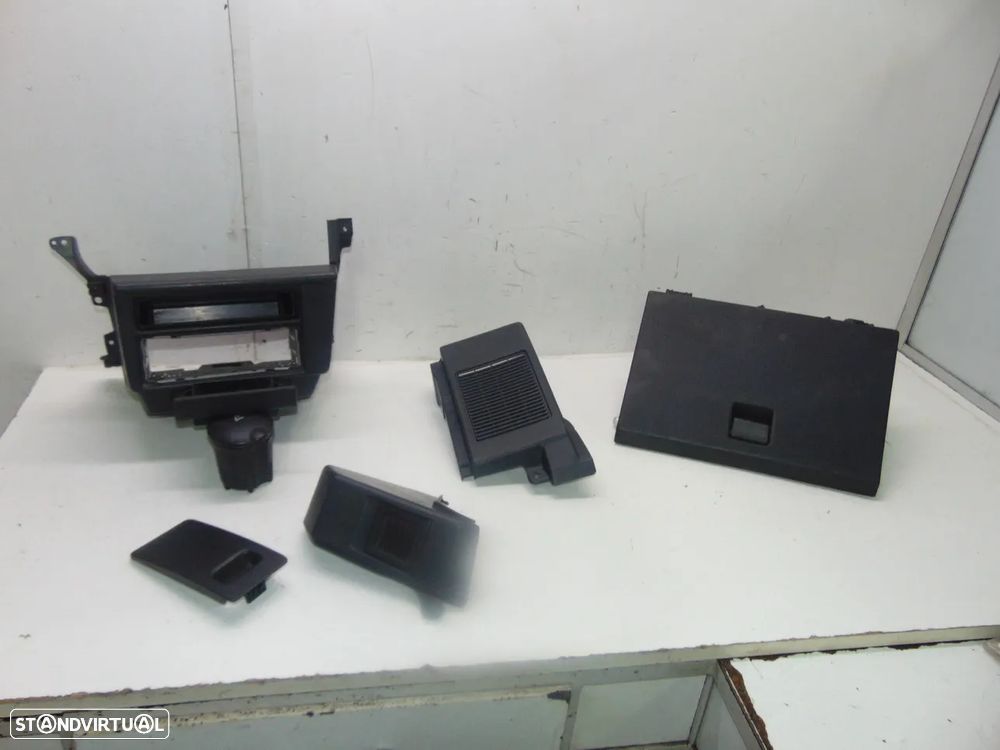 Toyota DX consola/porta luvas - 1