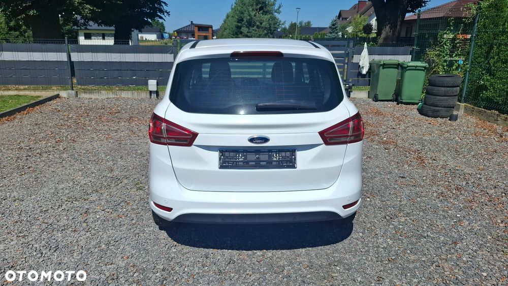 Peugeot 207 1.4 16V Trendy - 9