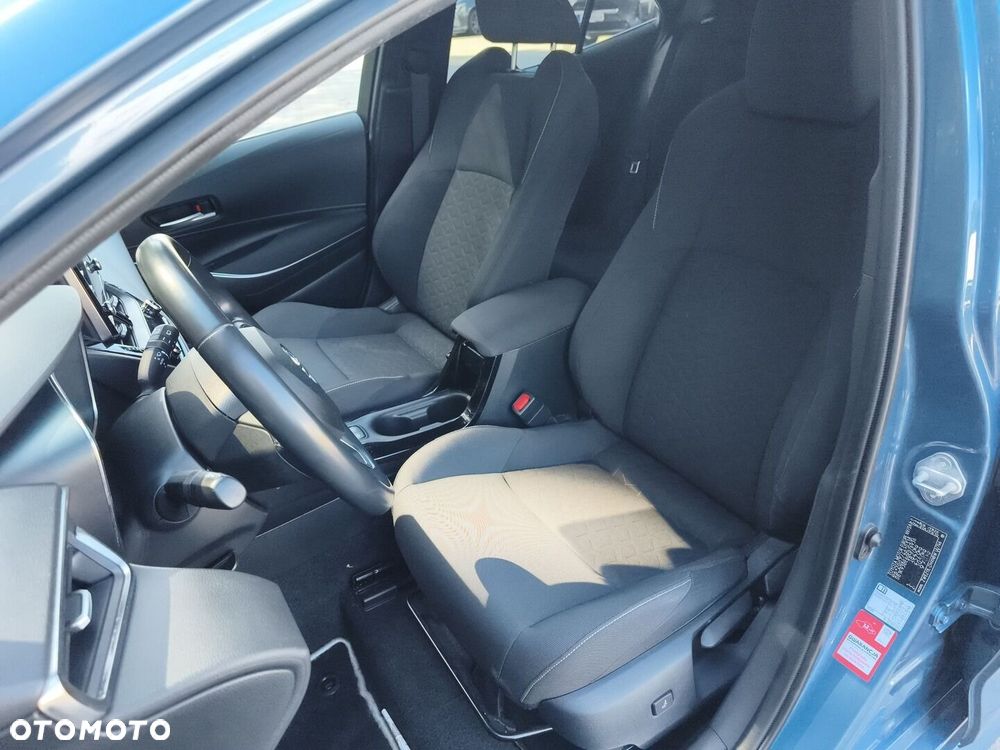 Toyota Corolla - 18