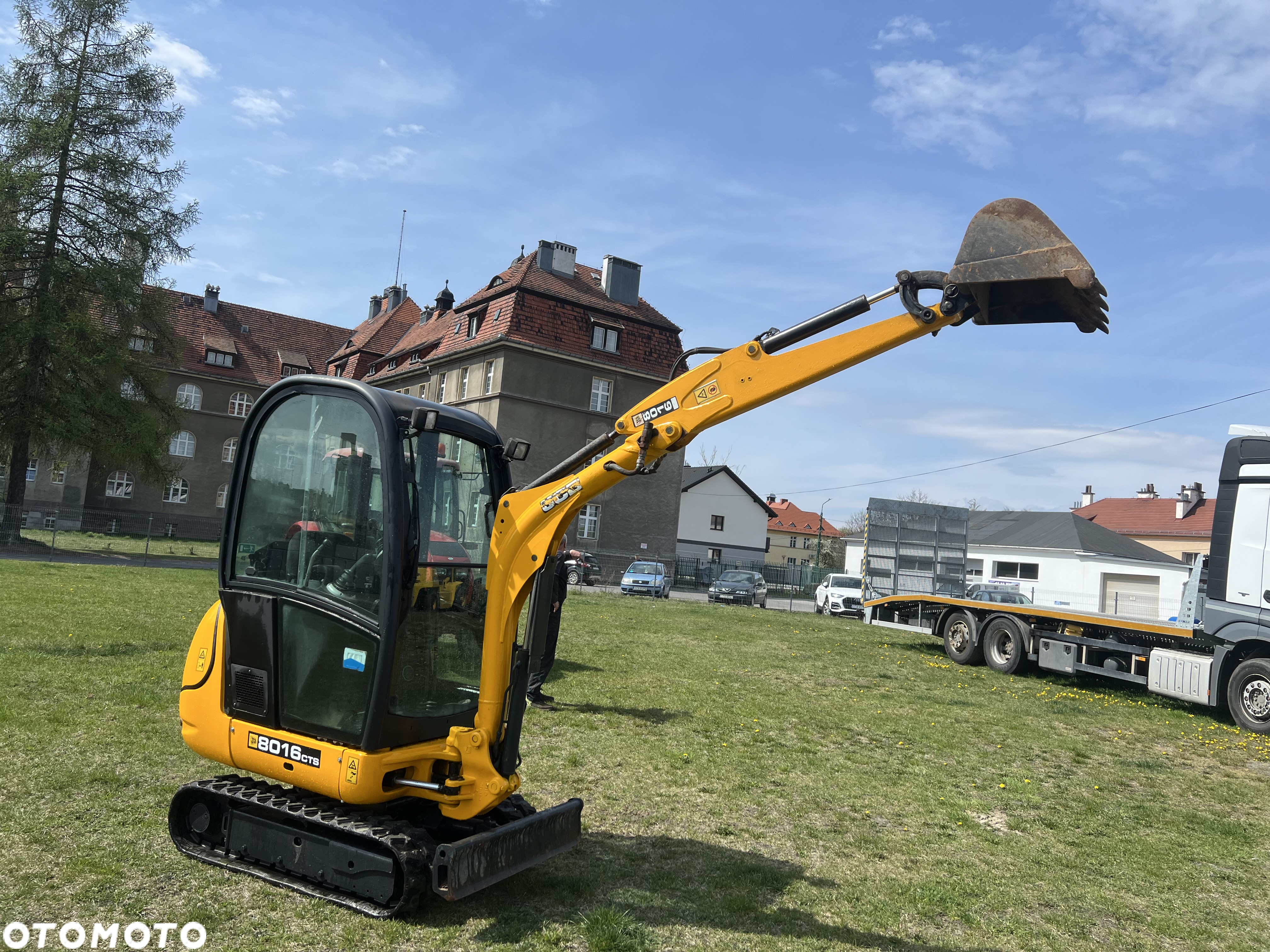 JCB 8016 - 2