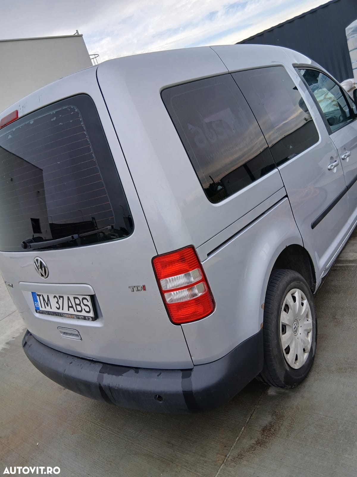 Volkswagen Caddy - 4