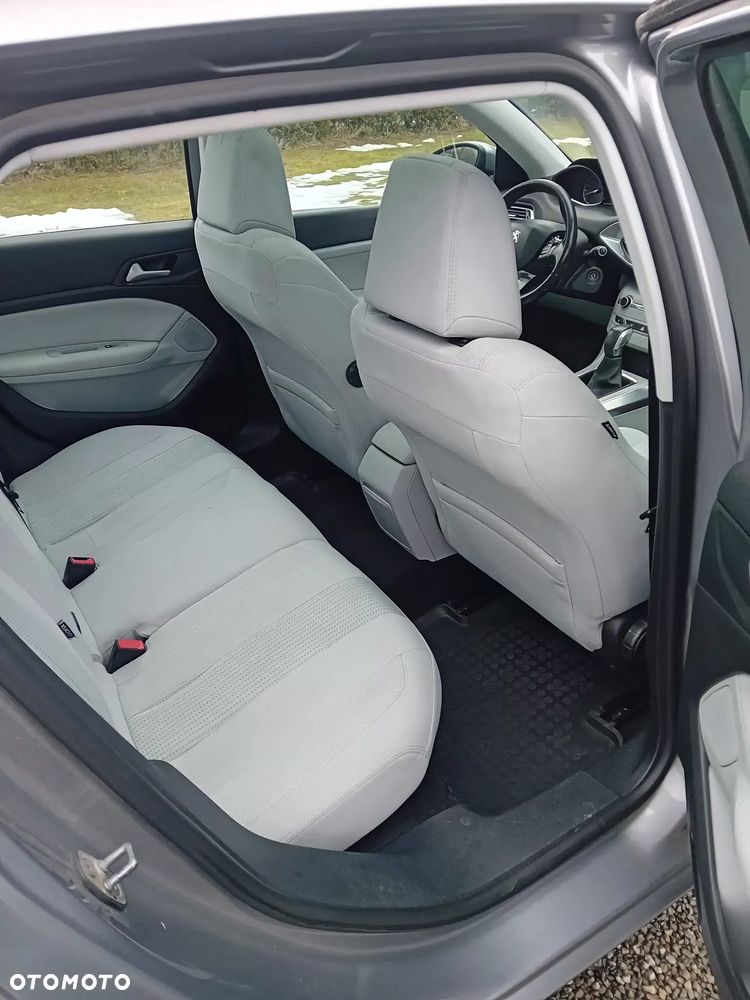 Peugeot 308 BlueHDi FAP 120 EAT6 Stop & Start Allure - 14