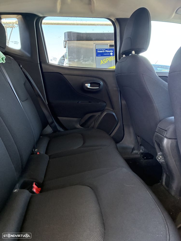 Jeep Renegade 1.0 T Longitude - 15