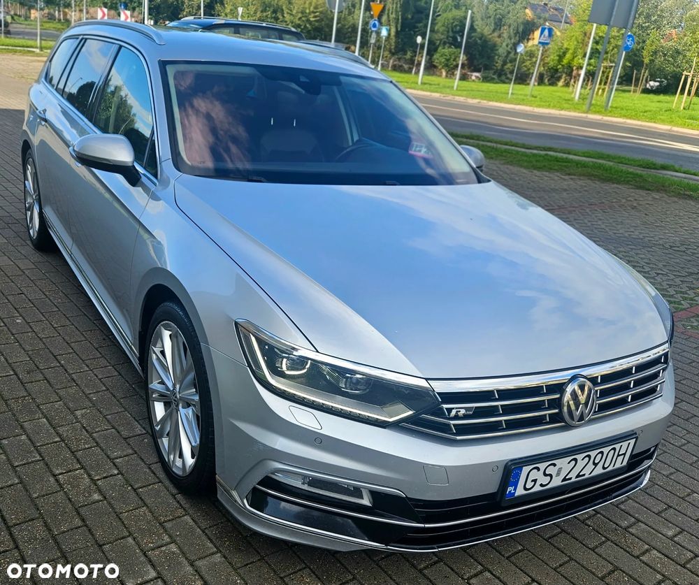 Volkswagen Passat 2.0 TDI (BlueMotion Technology) Highline - 1