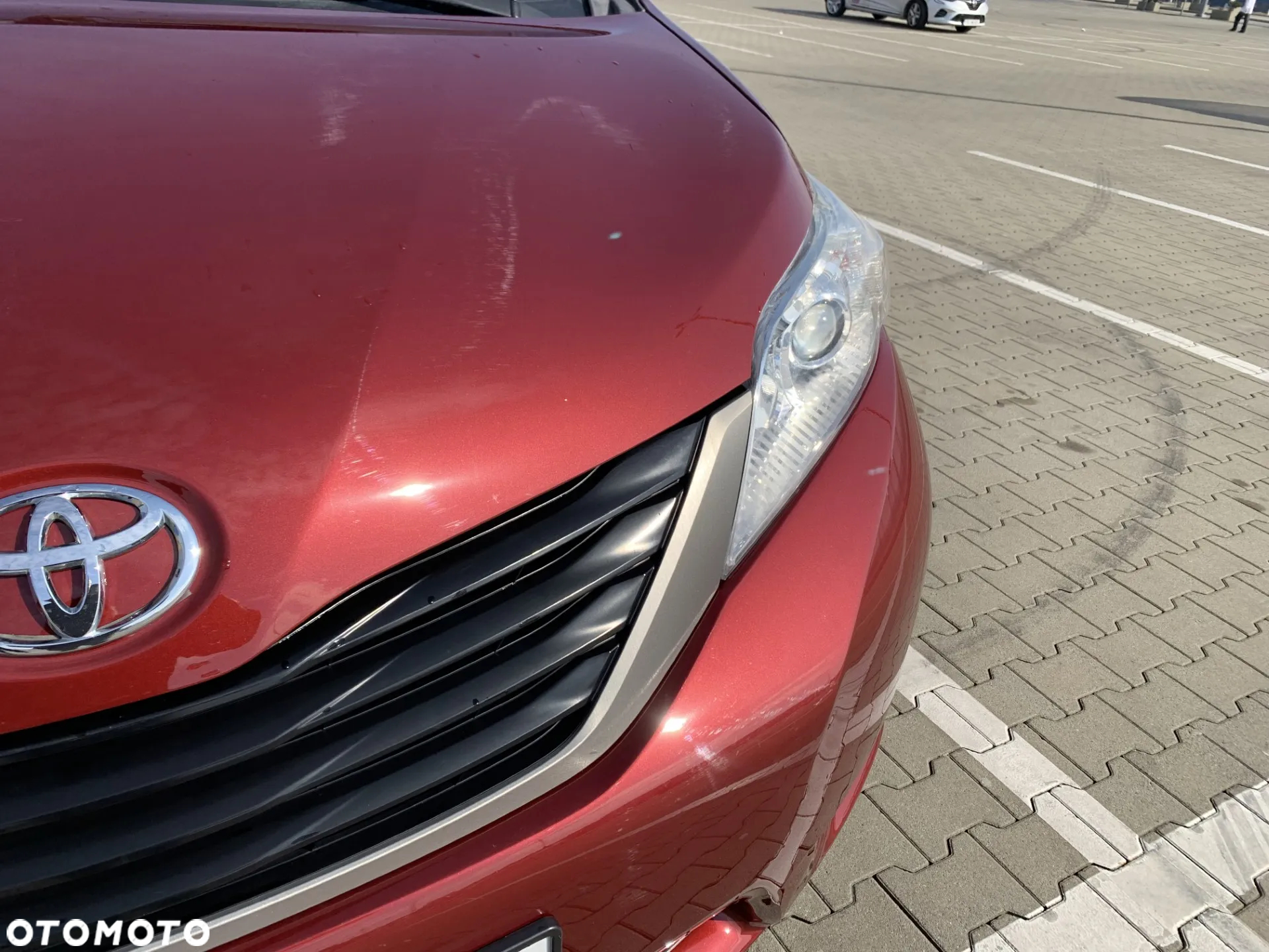 Toyota Sienna 3.5 V6 - 12