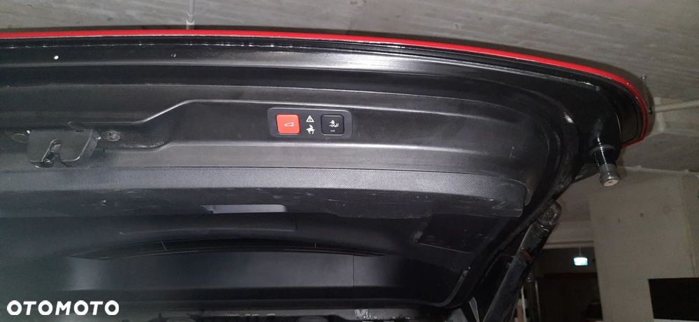 Peugeot 5008 1.6 PureTech GT Line S&S EAT8 - 8