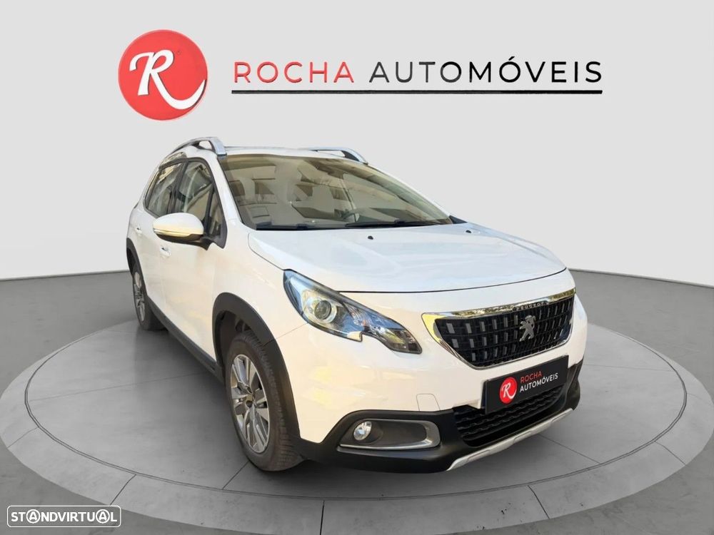 Peugeot 2008 1.2 PureTech Allure - 4
