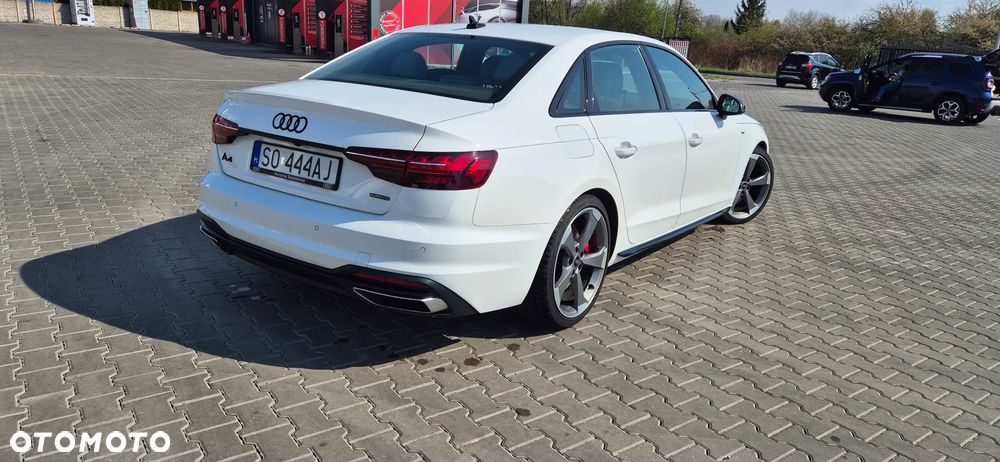 Audi A4 Limousine 45 TFSI quattro S tronic S line - 4