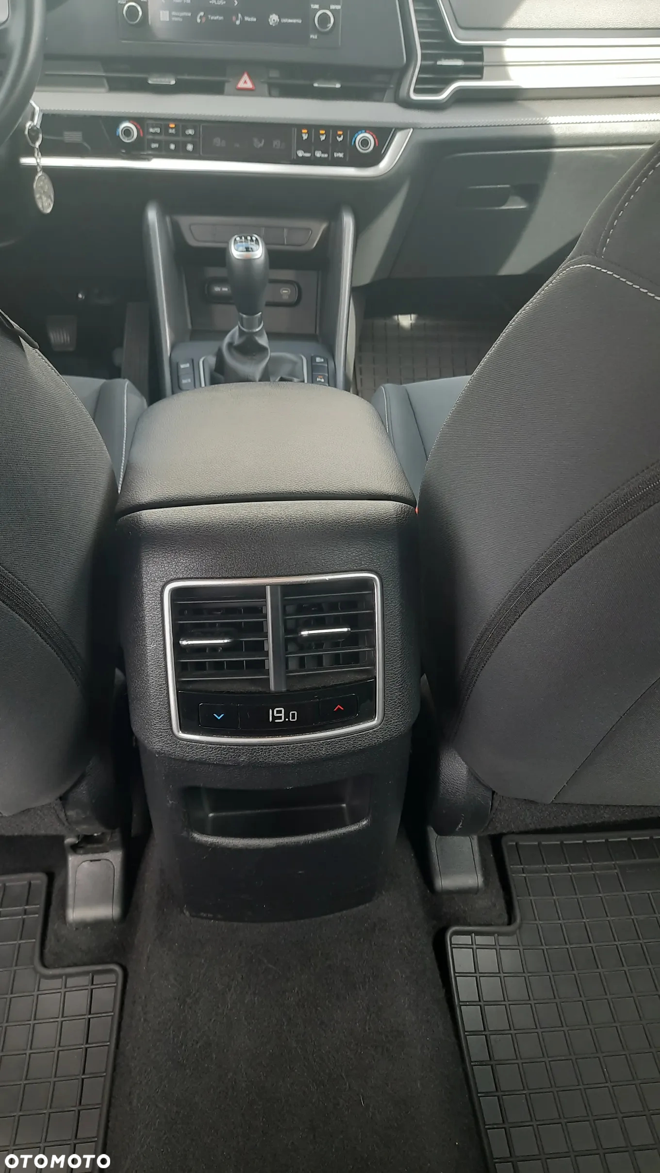 Kia Sportage 1.6 T-GDI M 2WD - 10