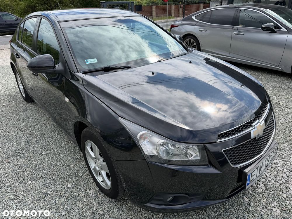 Chevrolet Cruze 1.8 LT - 11