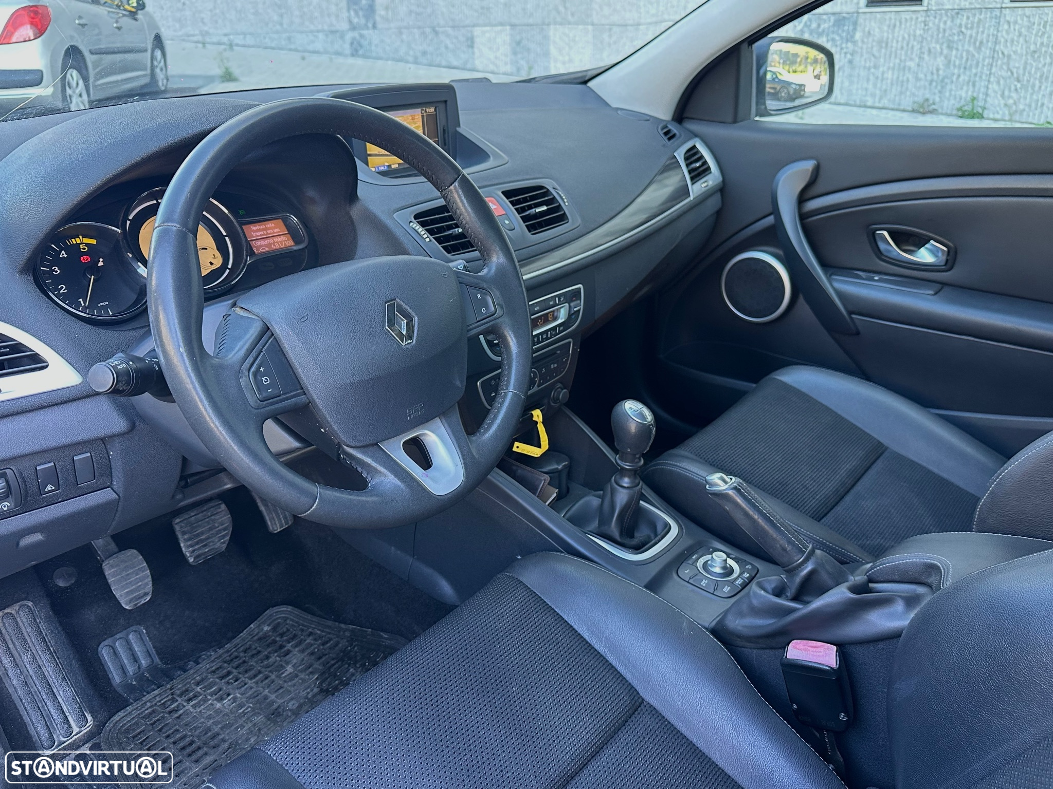 Renault Mégane Coupe 1.5 dCi Dynamique S - 7