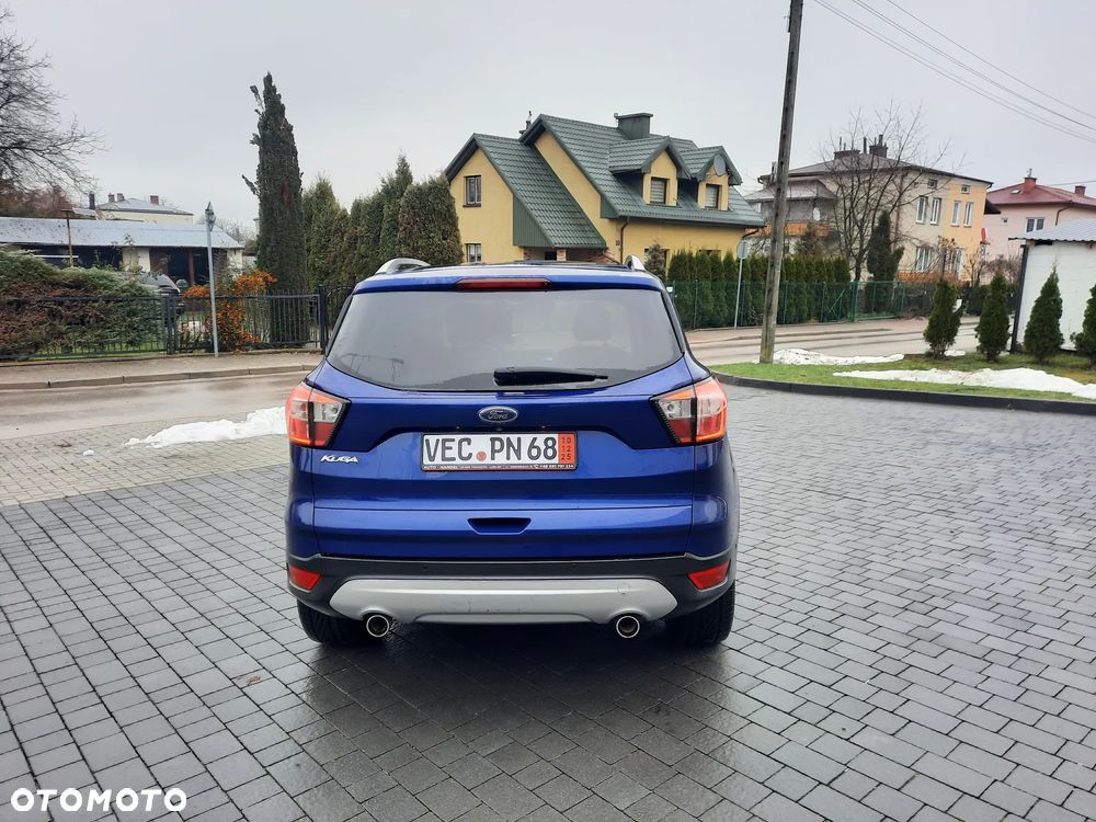 Ford Kuga 2.0 TDCi 2x4 Titanium - 8