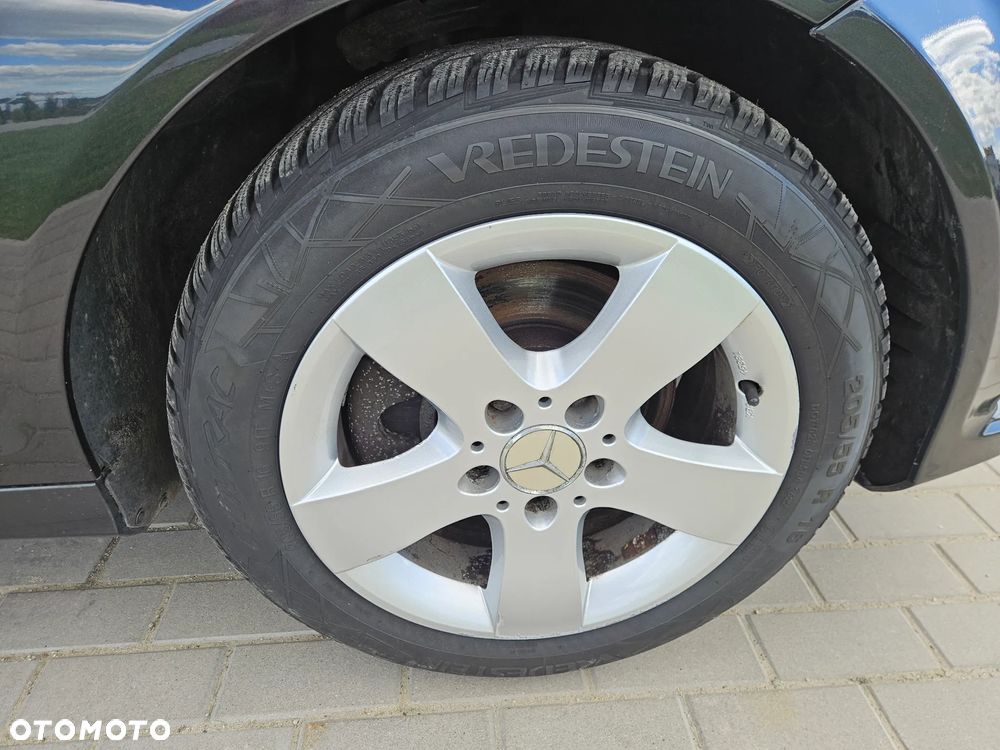 Mercedes-Benz Klasa C 200 (BlueEFFICIENCY) 7G-TRONIC Elegance - 13