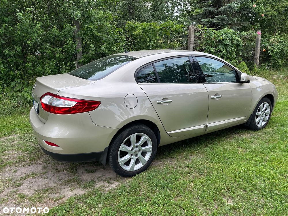 Renault Fluence 2.0 16V Privilege X-Tronic CVT - 4