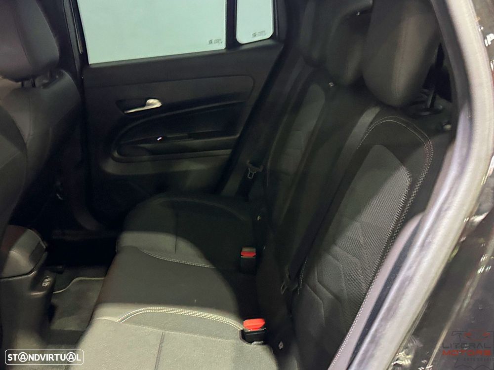 Jeep Avenger 1.2 GSE T3 Altitude - 29