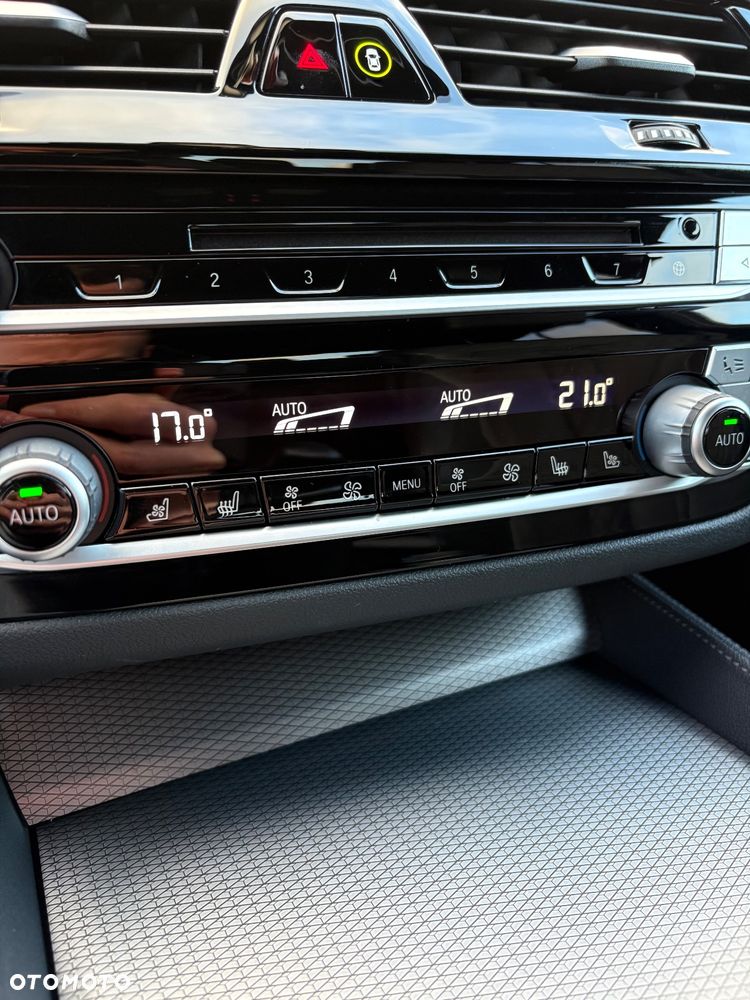 BMW Seria 5 540i xDrive M Sport sport - 15