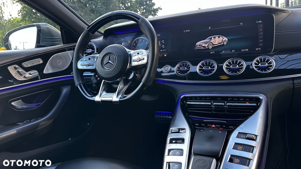 Mercedes-Benz AMG GT 43 4-Matic+ - 32