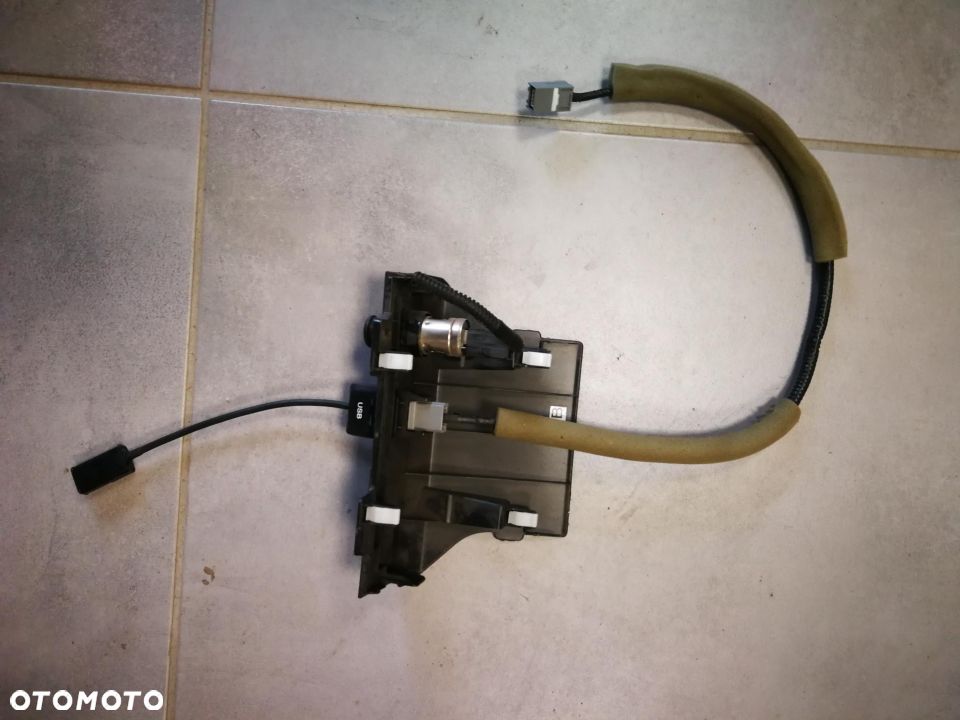 Honda Jazz 2012 kabel USB do radia - 1