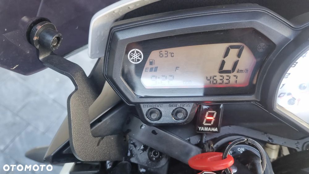 Yamaha FZ8 - 2
