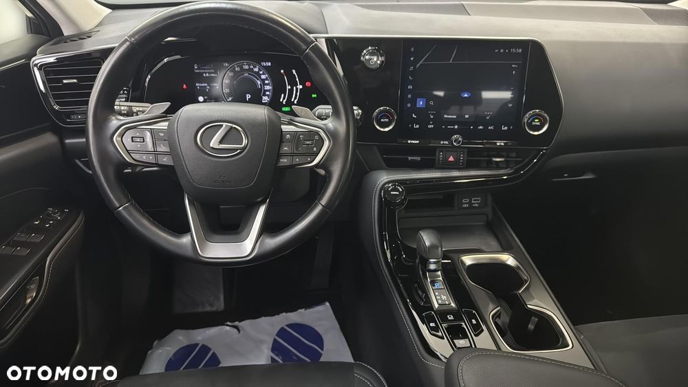 Lexus NX 350h Elegance 2WD - 14