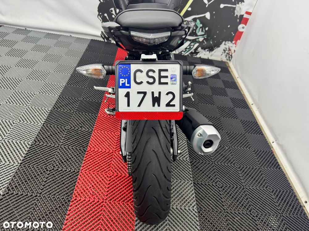 Yamaha MT - 21