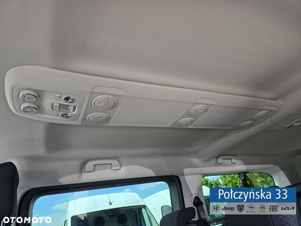 Peugeot Traveller - 35