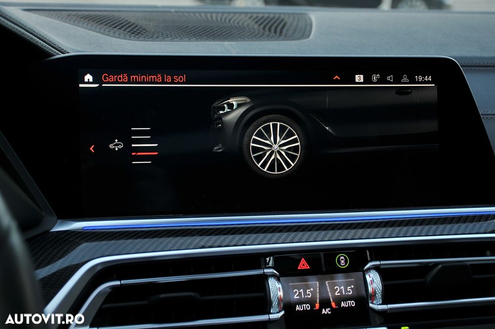 BMW X6 xDrive40i - 18