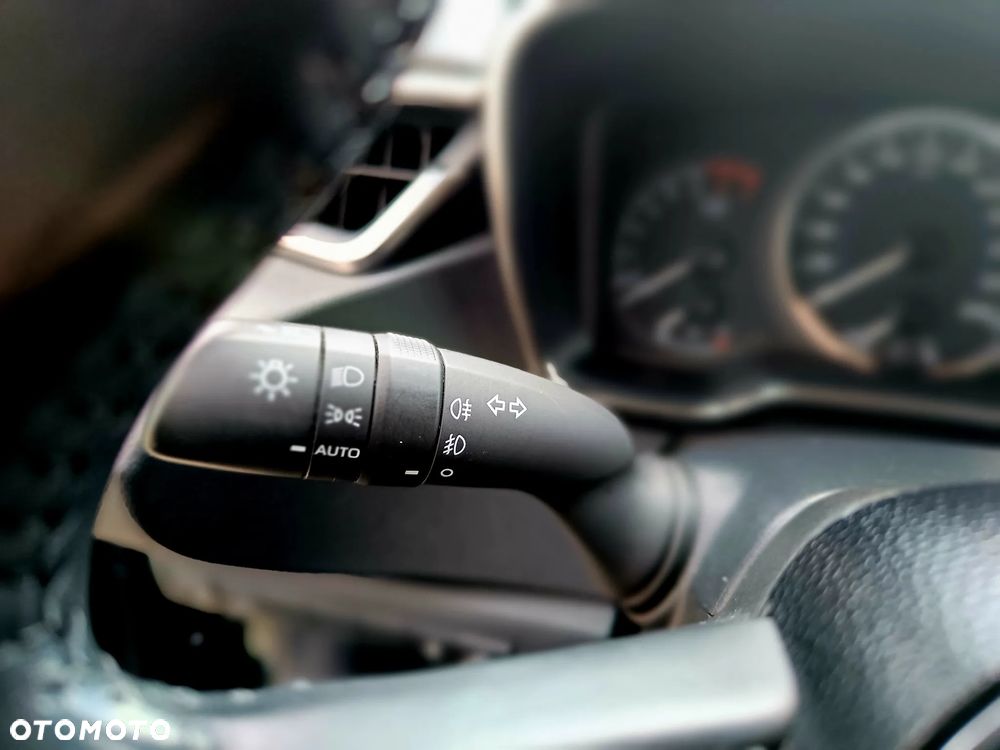 Toyota Corolla 1.8 Hybrid Comfort - 14