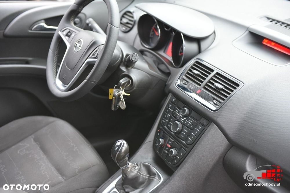 Opel Meriva - 23