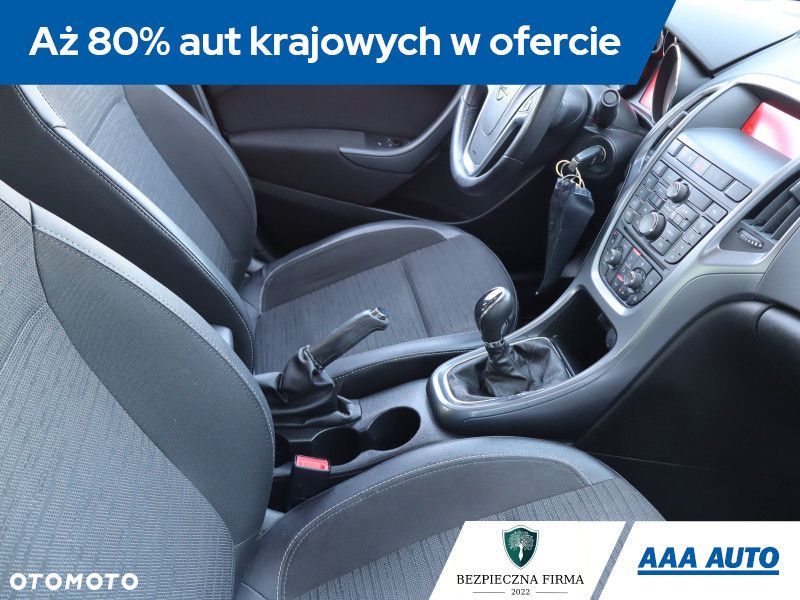 Opel Astra - 11